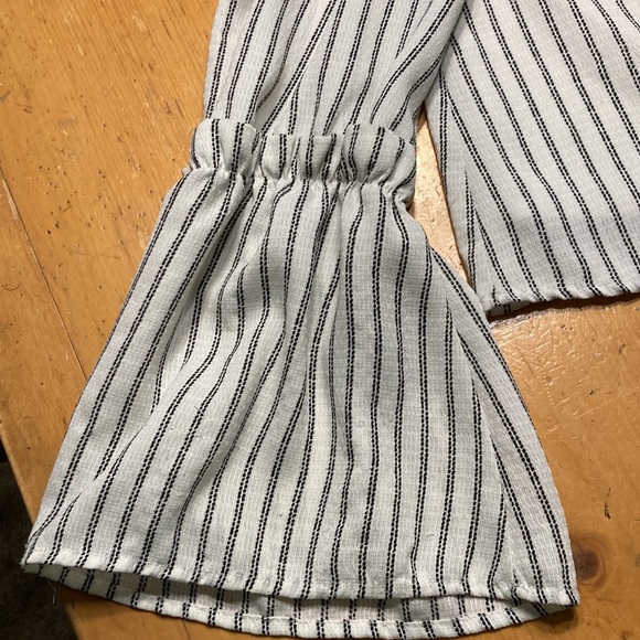 Altar'd State Off Shoulder Crop Top - Picture 10 of 11